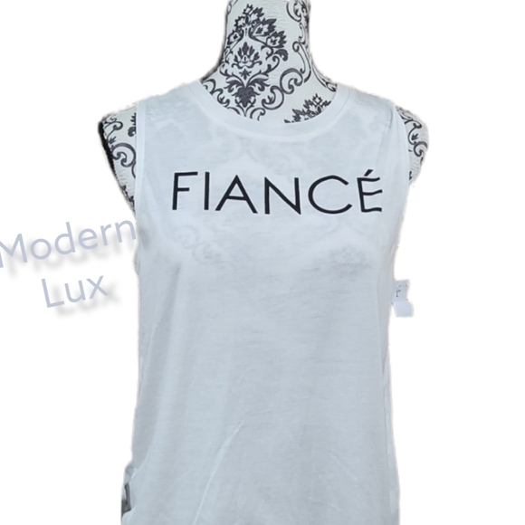 Modern Lux Fiancé Tank - Picture 4 of 8